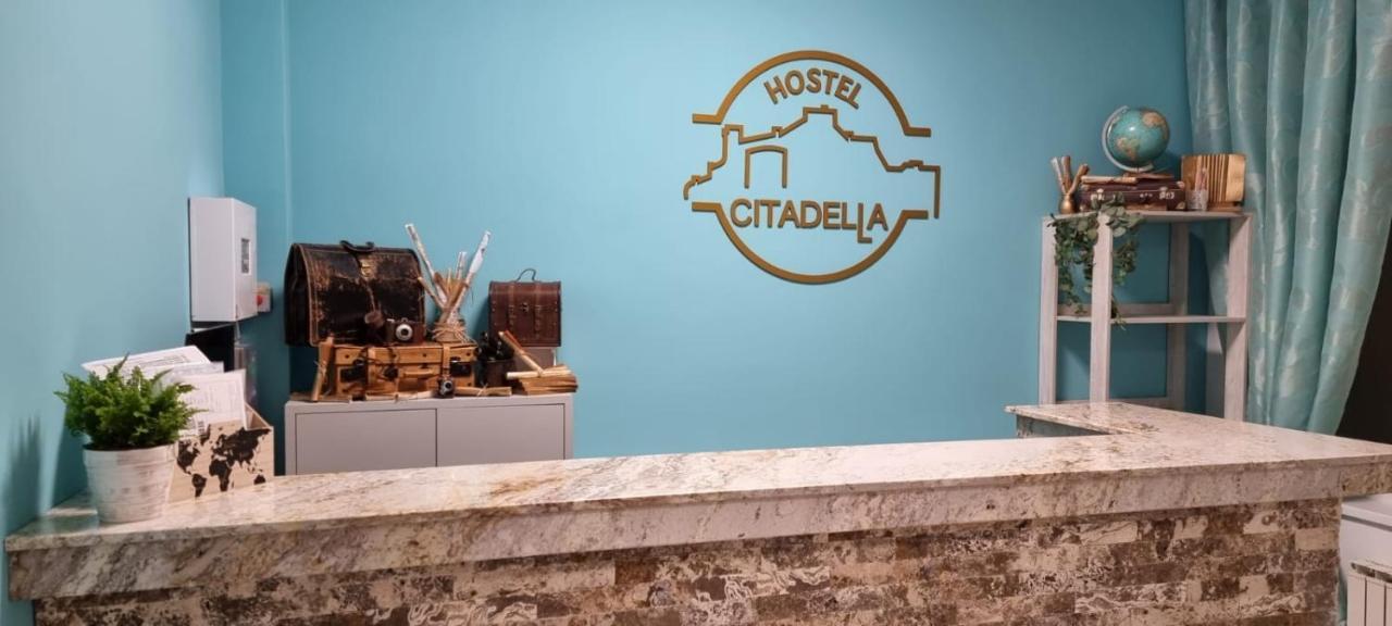 Hostel Citadella Deva Exteriör bild